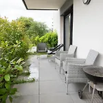 Abracadabra Flat France Suisse Διαμέρισμα *