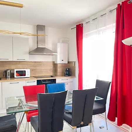 Abracadabra Flat France Suisse Apartment *